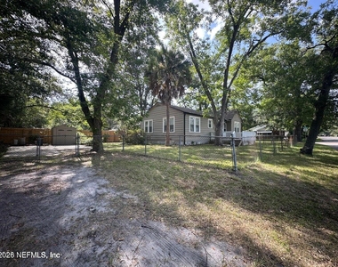 4808 Royal Avenue - Photo Thumbnail 14