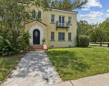 1504 Mcduff Avenue S - Photo Thumbnail 1
