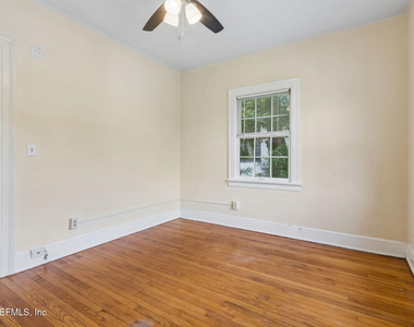 1504 Mcduff Avenue S - Photo Thumbnail 5