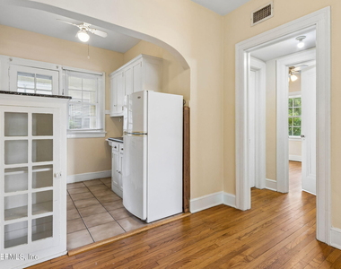 1504 Mcduff Avenue S - Photo Thumbnail 9