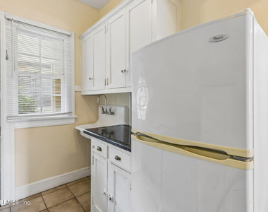 1504 Mcduff Avenue S - Photo Thumbnail 14