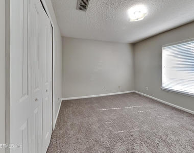 6240 Hawk View Road - Photo Thumbnail 13