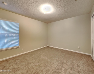 6240 Hawk View Road - Photo Thumbnail 9
