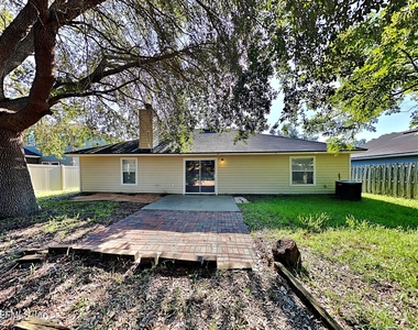 6240 Hawk View Road - Photo Thumbnail 18
