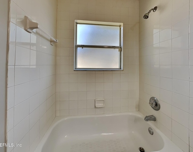 6240 Hawk View Road - Photo Thumbnail 15