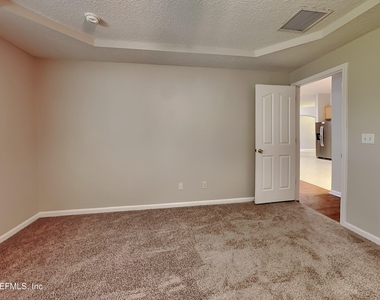 6240 Hawk View Road - Photo Thumbnail 4
