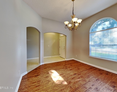 6240 Hawk View Road - Photo Thumbnail 3