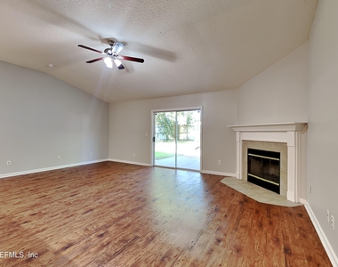6240 Hawk View Road - Photo Thumbnail 16