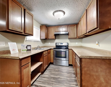 5226 Timawatha Avenue - Photo Thumbnail 5