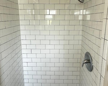 1606 King Street - Photo Thumbnail 4