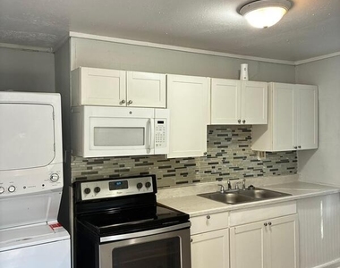 314 Celery Avenue - Photo Thumbnail 3