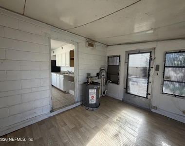 4022 Emerson Street - Photo Thumbnail 6
