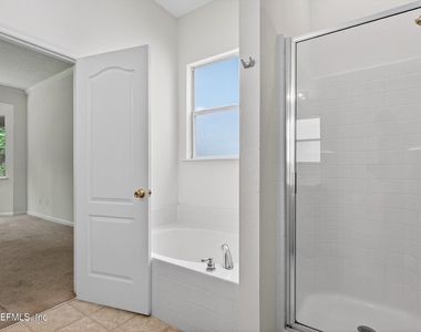 872 Collinswood Drive W - Photo Thumbnail 28