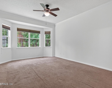 872 Collinswood Drive W - Photo Thumbnail 24