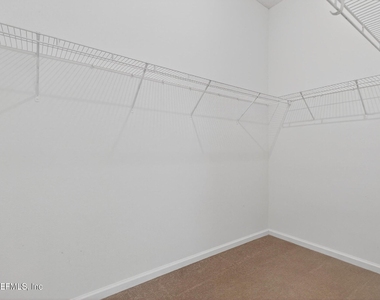 872 Collinswood Drive W - Photo Thumbnail 27
