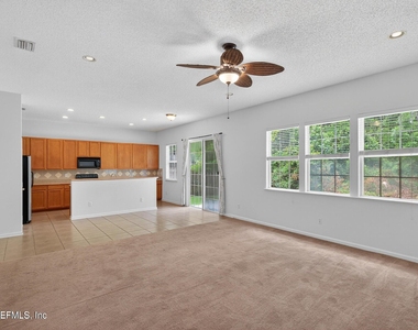 872 Collinswood Drive W - Photo Thumbnail 13