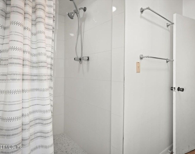 1207 2nd Street S - Photo Thumbnail 11