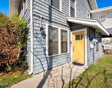 1207 2nd Street S - Photo Thumbnail 2