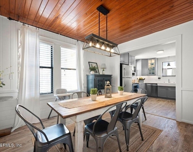 1207 2nd Street S - Photo Thumbnail 17