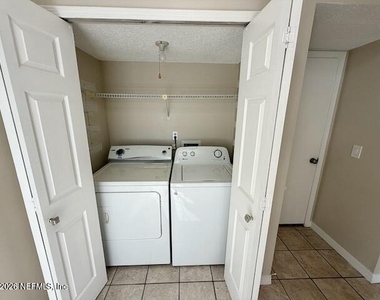 7755 Mystic Point Court E - Photo Thumbnail 9