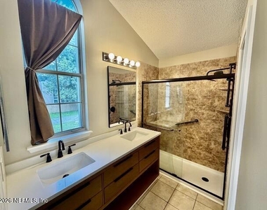 7755 Mystic Point Court E - Photo Thumbnail 11