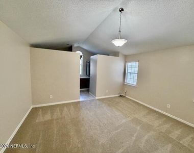 7755 Mystic Point Court E - Photo Thumbnail 10