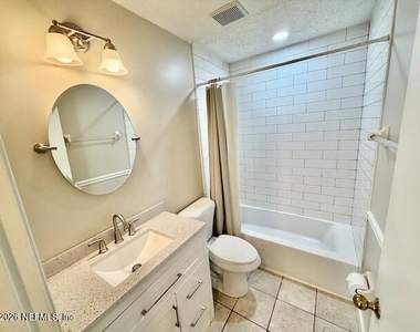 7755 Mystic Point Court E - Photo Thumbnail 13