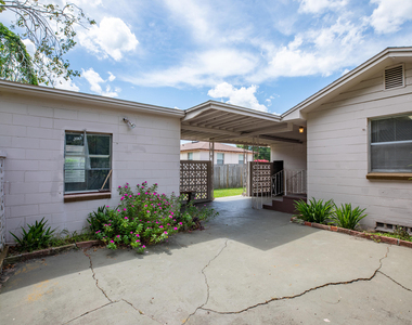 8242 Lone Star Road - Photo Thumbnail 18