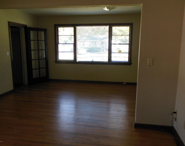 7536 Epperson Avenue - Photo Thumbnail 1