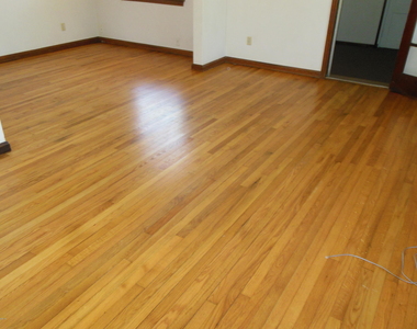7536 Epperson Avenue - Photo Thumbnail 6