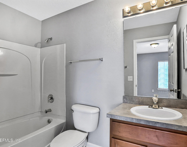 822 Black Cherry Drive S - Photo Thumbnail 14