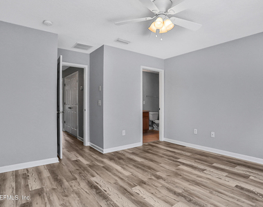822 Black Cherry Drive S - Photo Thumbnail 10