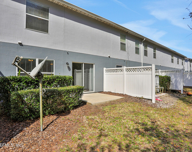 822 Black Cherry Drive S - Photo Thumbnail 21