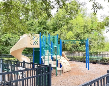 3640 Kirkpatrick Circle - Photo Thumbnail 17