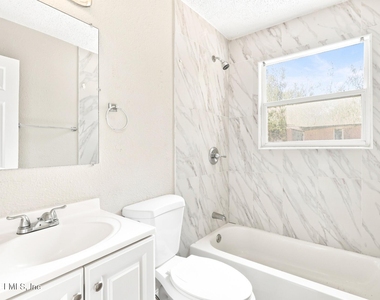 6813 Tinkerbell Lane - Photo Thumbnail 12