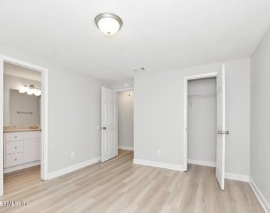 7719 Mccowan - Photo Thumbnail 7