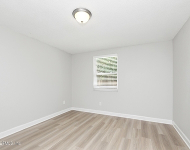 7719 Mccowan - Photo Thumbnail 6