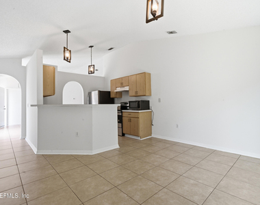 8451 Oak Crossing Drive W - Photo Thumbnail 7