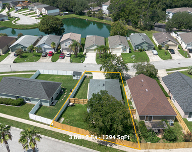 8451 Oak Crossing Drive W - Photo Thumbnail 29