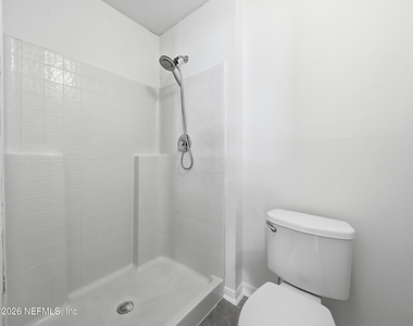 8451 Oak Crossing Drive W - Photo Thumbnail 16