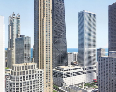 30 E Huron Street - Photo Thumbnail 17