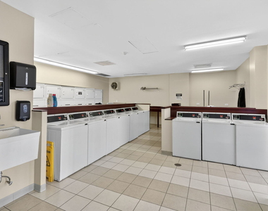 30 E Huron Street - Photo Thumbnail 25
