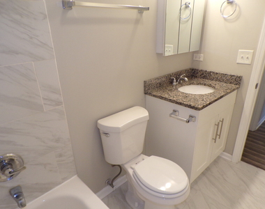 558 Nantucket Way - Photo Thumbnail 17