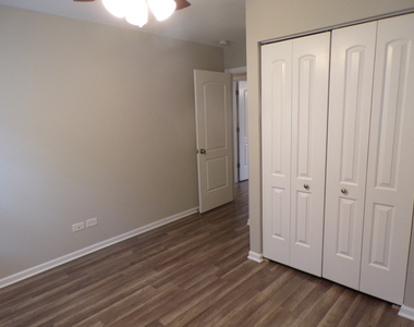 558 Nantucket Way - Photo Thumbnail 21