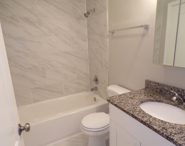 558 Nantucket Way - Photo Thumbnail 14