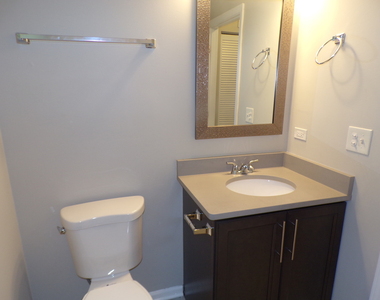558 Nantucket Way - Photo Thumbnail 24