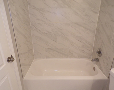 558 Nantucket Way - Photo Thumbnail 16