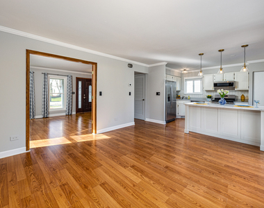 617 Lakewood Farms Drive - Photo Thumbnail 6