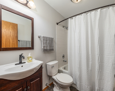 617 Lakewood Farms Drive - Photo Thumbnail 14