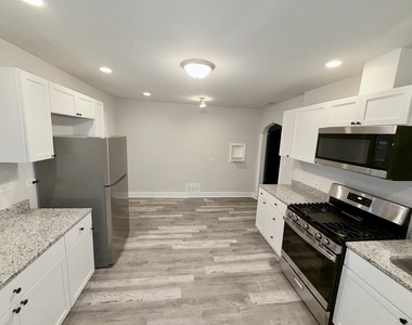 5209 W Lake Street - Photo Thumbnail 1